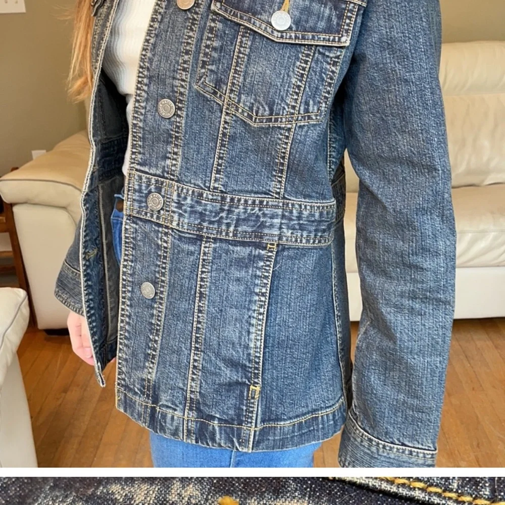 Eddie Bauer cotton blend Jean Stretch Darker Blue Classic Denim Jacket L